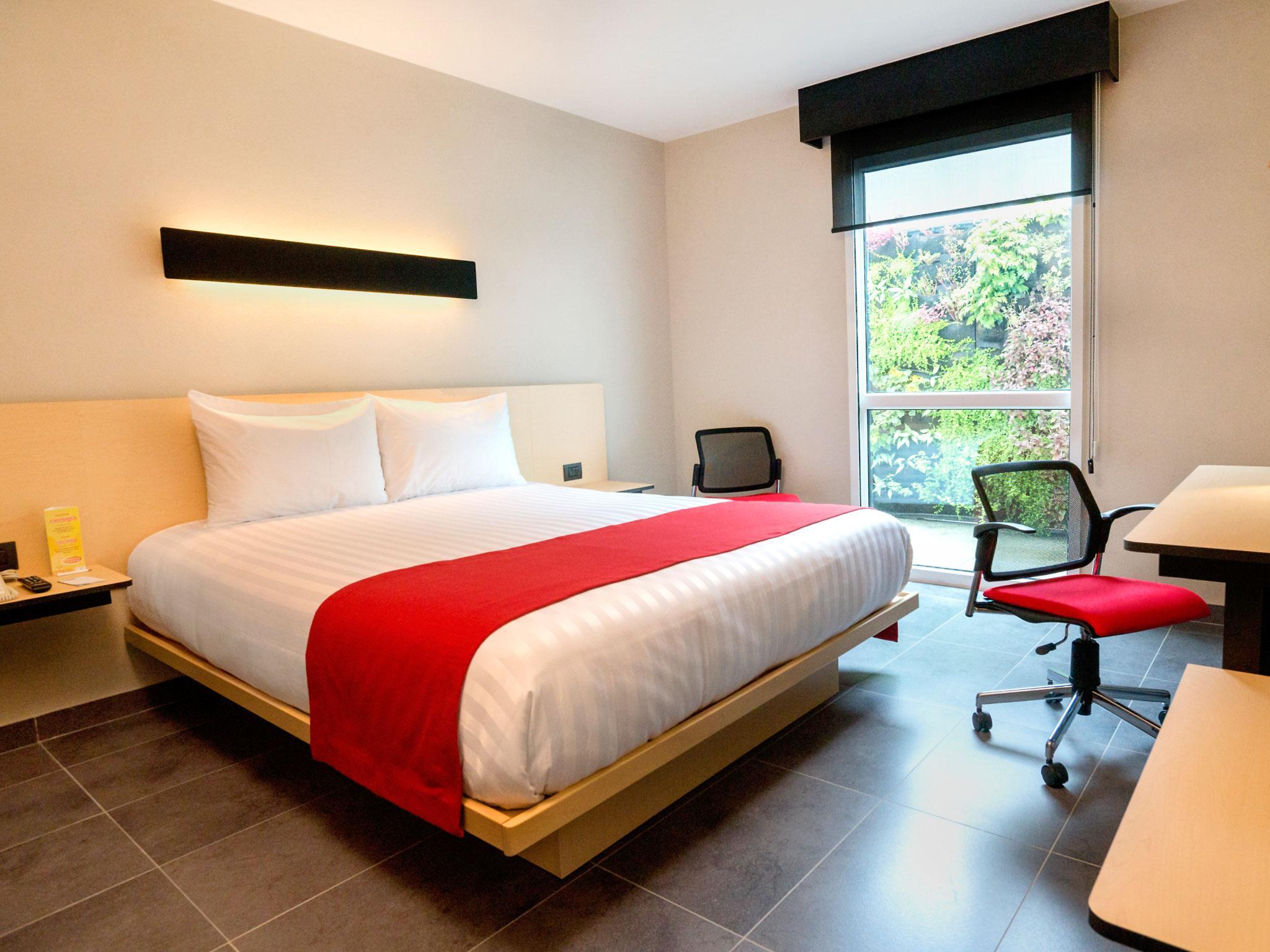 City Express Plus By Marriott Cali Colombia Exterior foto