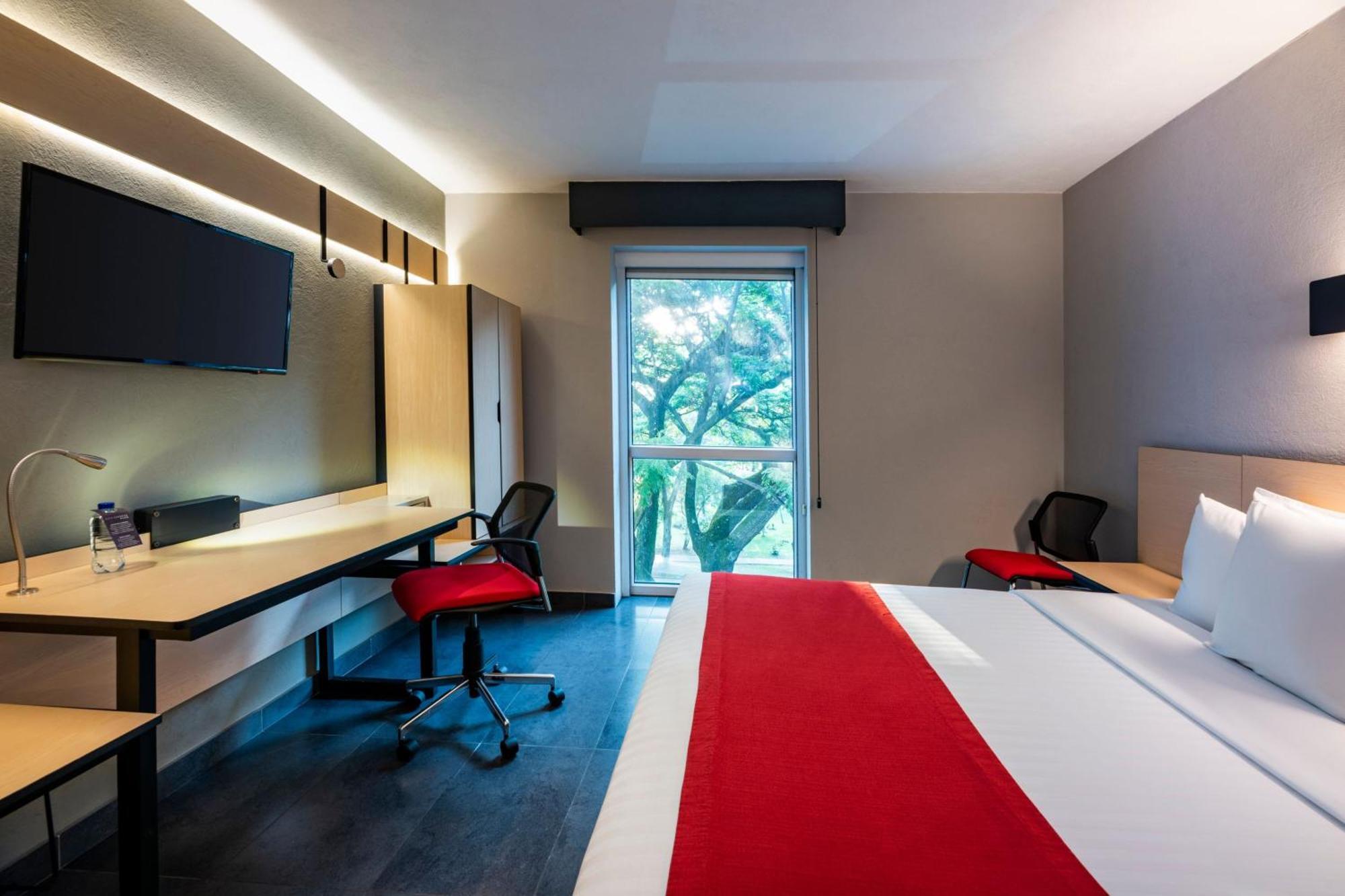 City Express Plus By Marriott Cali Colombia Exterior foto