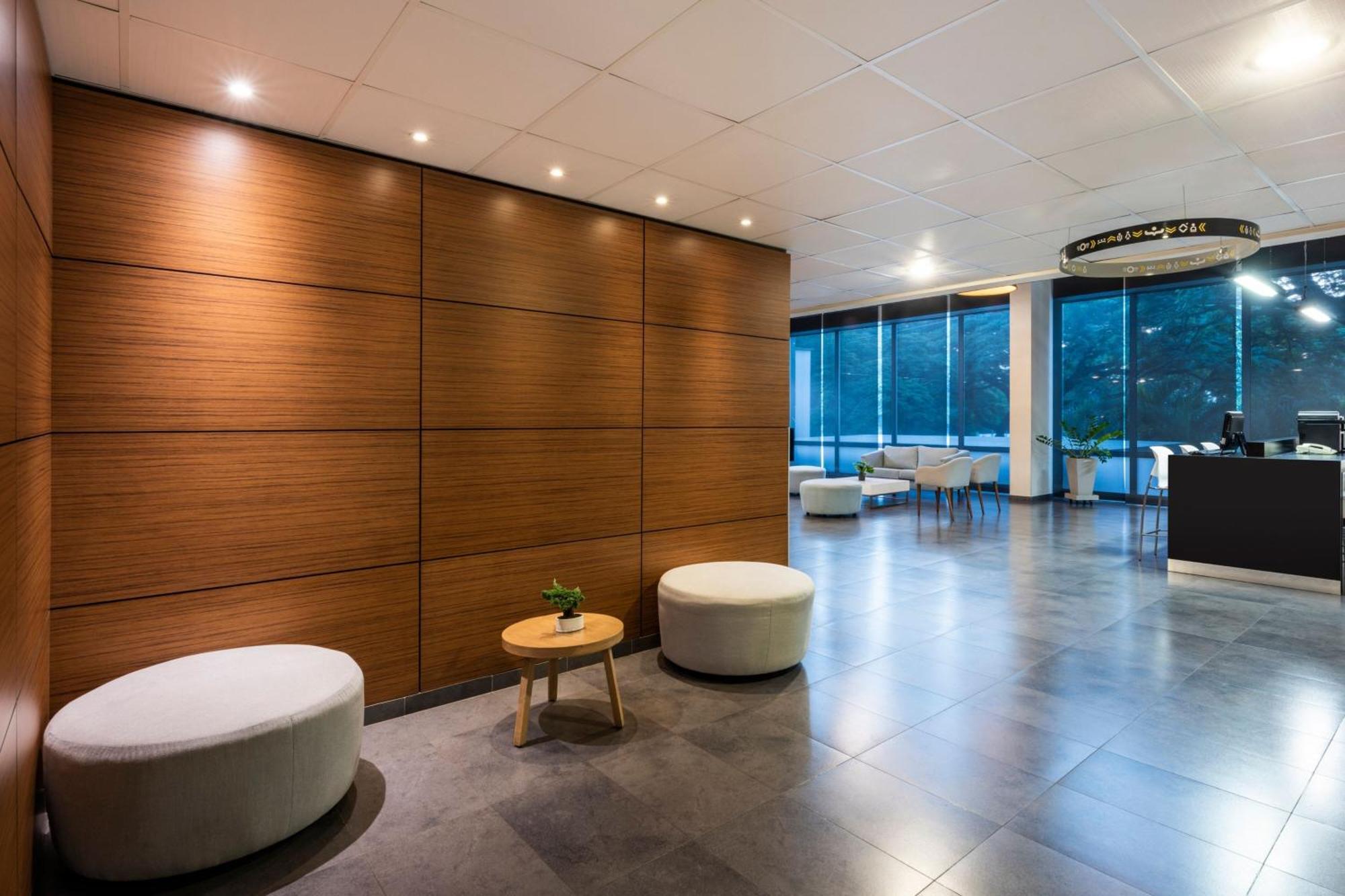City Express Plus By Marriott Cali Colombia Exterior foto